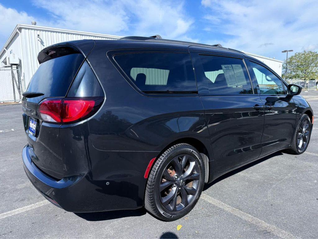 used 2018 Chrysler Pacifica car, priced at $13,714