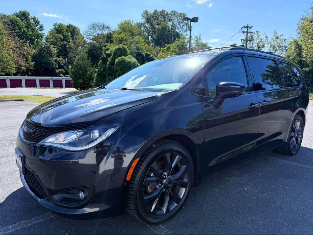 used 2018 Chrysler Pacifica car, priced at $13,714