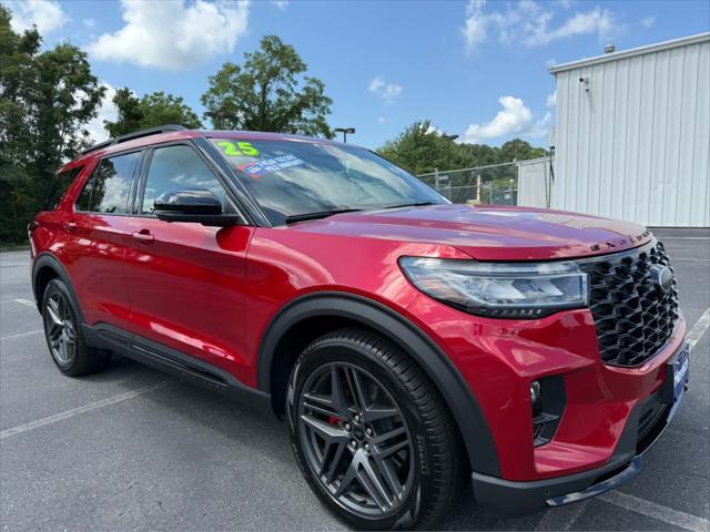 used 2025 Ford Explorer car, priced at $52,490
