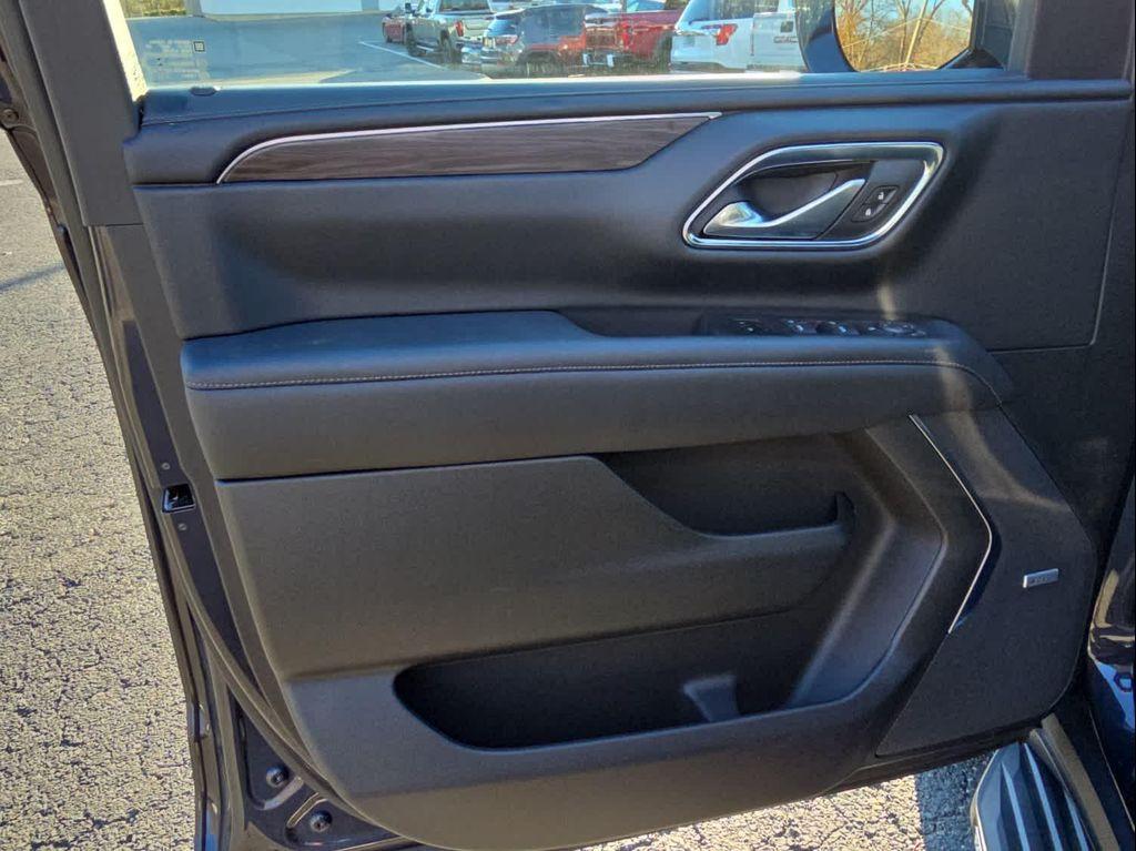 used 2022 Chevrolet Tahoe car, priced at $51,890