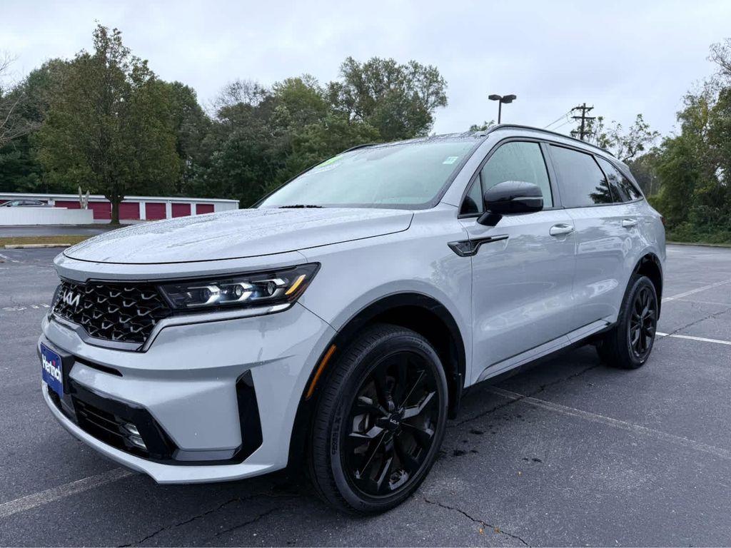 used 2023 Kia Sorento car, priced at $32,487