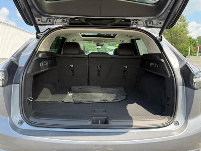 used 2022 Buick Envision car, priced at $29,487