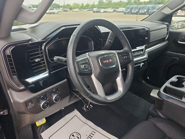 used 2023 GMC Sierra 1500 car, priced at $44,900