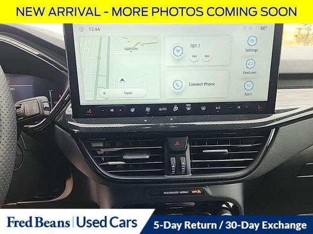 used 2023 Ford Escape car, priced at $24,900