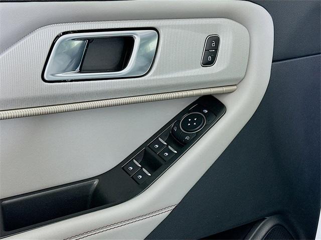 new 2025 Ford Explorer car, priced at $44,439
