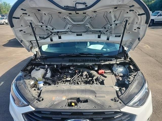 used 2024 Ford Edge car, priced at $30,900