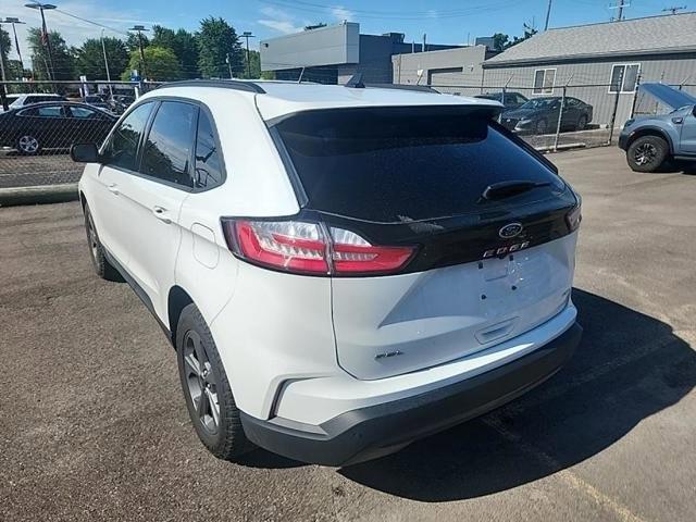 used 2024 Ford Edge car, priced at $30,900