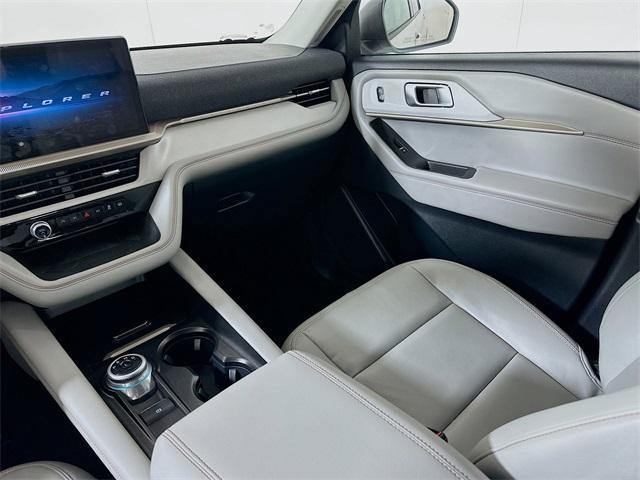 new 2025 Ford Explorer car, priced at $43,650