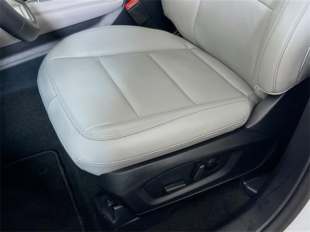 new 2025 Ford Explorer car, priced at $43,650