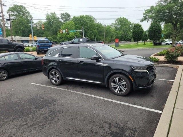 used 2022 Kia Sorento Plug-In Hybrid car, priced at $30,500