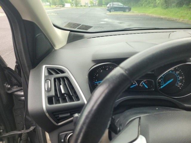 used 2013 Ford Escape car, priced at $8,900