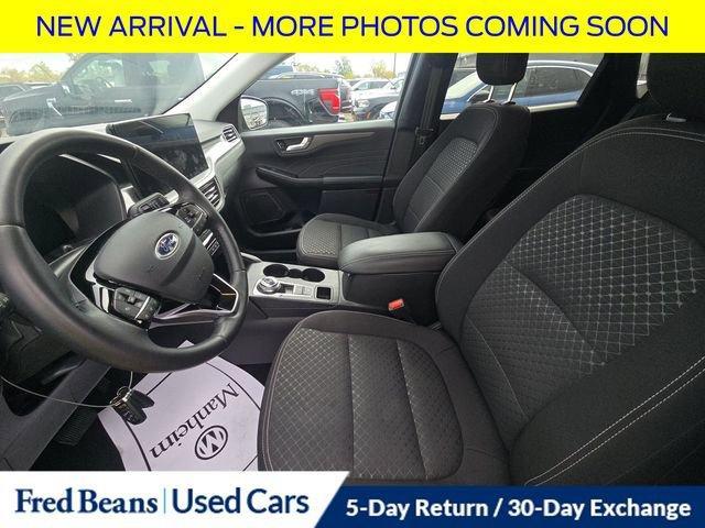 used 2023 Ford Escape car, priced at $25,900