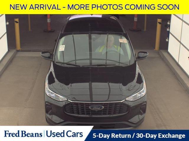 used 2023 Ford Escape car, priced at $25,900