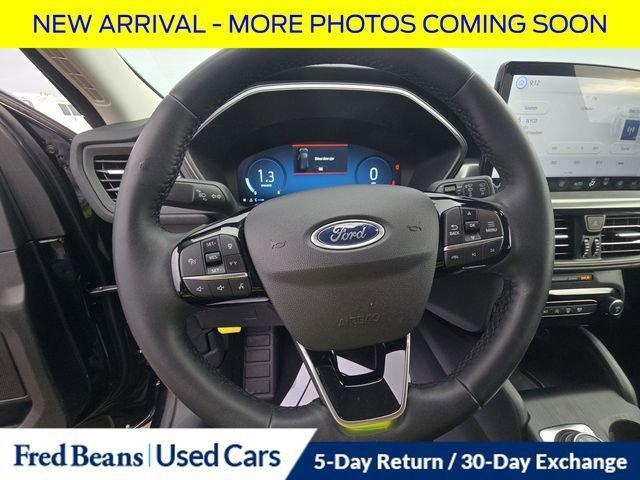 used 2023 Ford Escape car, priced at $25,900