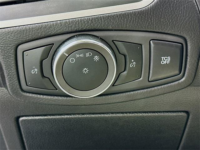 used 2024 Ford Edge car, priced at $31,900