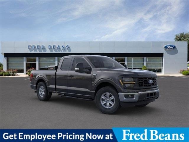 new 2025 Ford F-150 car, priced at $48,684