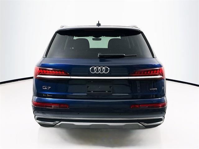 used 2024 Audi Q7 car, priced at $44,900