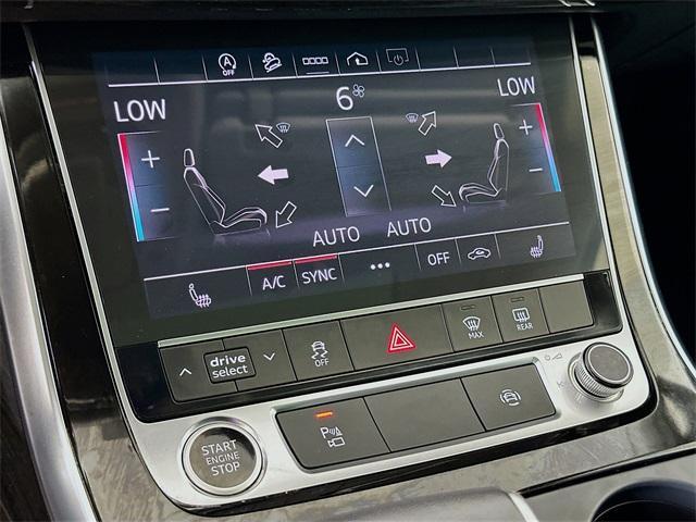 used 2024 Audi Q7 car, priced at $44,900