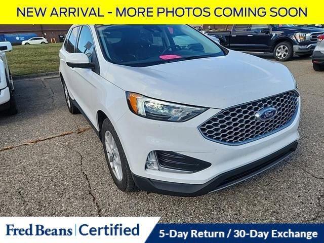 used 2024 Ford Edge car, priced at $30,000