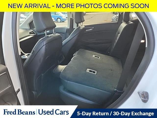 used 2024 Ford Edge car, priced at $30,000