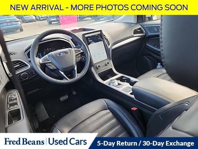 used 2024 Ford Edge car, priced at $30,000