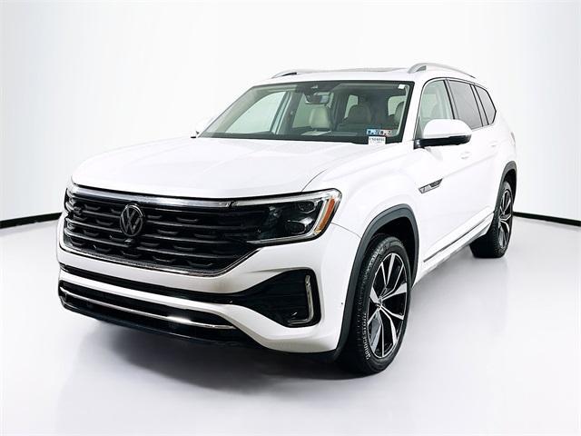 used 2024 Volkswagen Atlas car, priced at $42,580