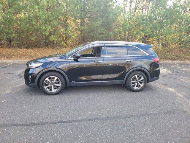 used 2019 Kia Sorento car, priced at $17,500