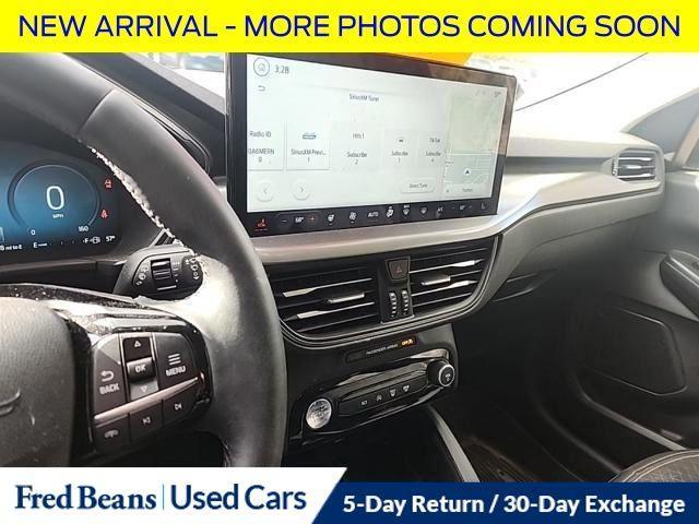 used 2023 Ford Escape car, priced at $23,900