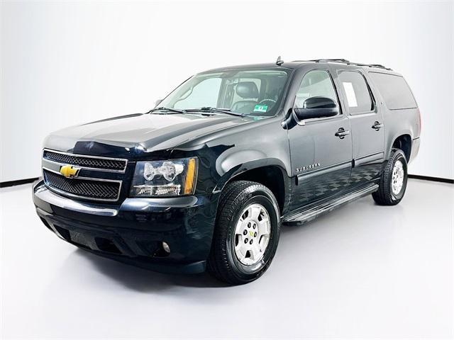 used 2014 Chevrolet Suburban car, priced at $16,500