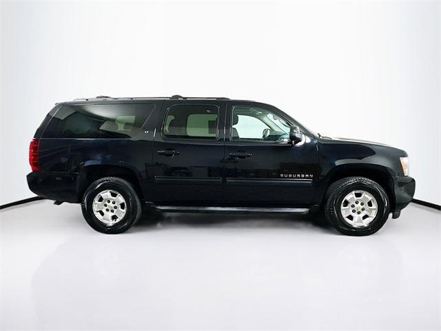 used 2014 Chevrolet Suburban car, priced at $16,500