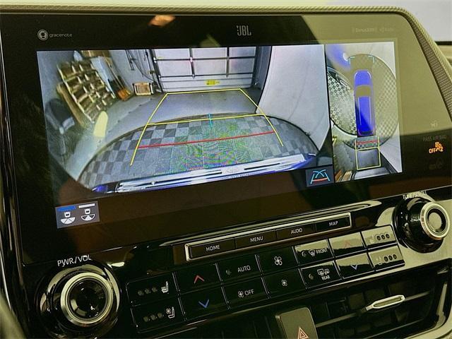 used 2021 Toyota Highlander Hybrid car, priced at $41,940