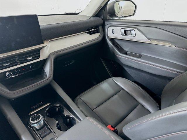 new 2025 Ford Explorer car, priced at $42,499