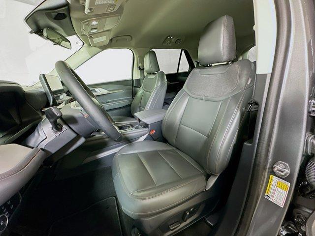 new 2025 Ford Explorer car, priced at $42,499