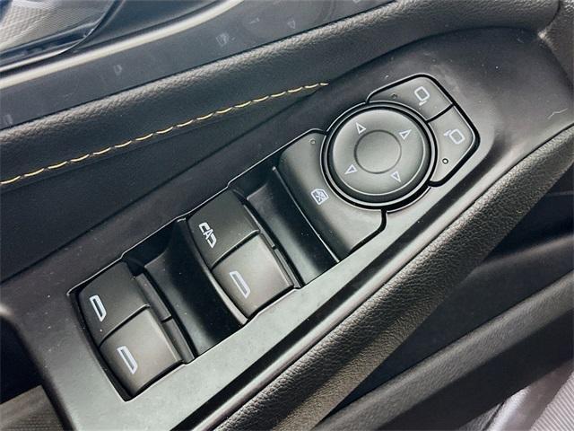 used 2020 Chevrolet Traverse car, priced at $23,900