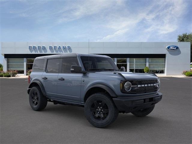 new 2025 Ford Bronco car, priced at $44,613