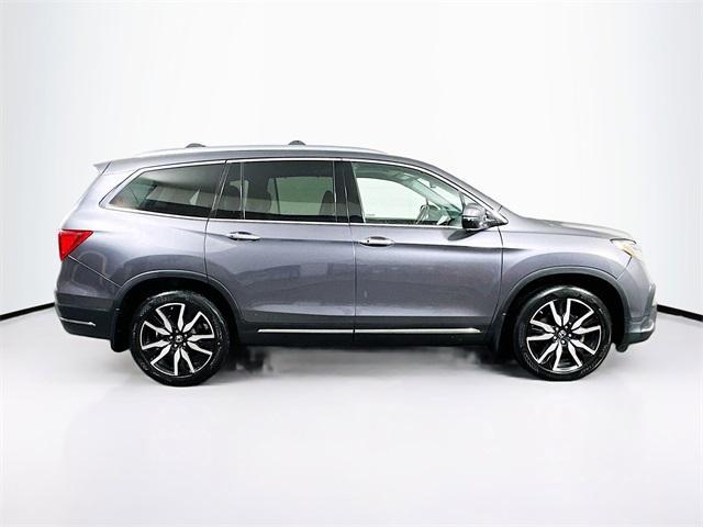 used 2021 Honda Pilot car, priced at $28,000