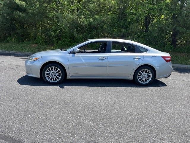used 2018 Toyota Avalon Hybrid car, priced at $18,900