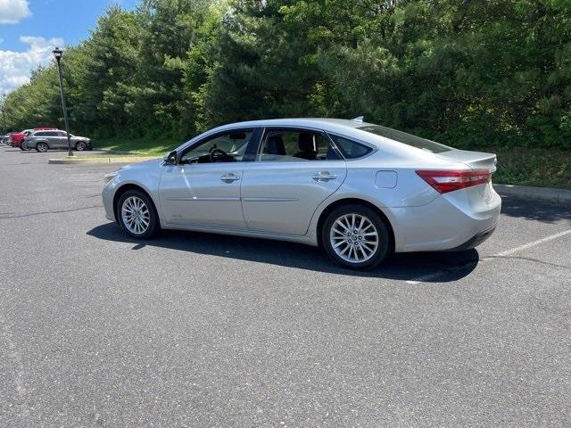 used 2018 Toyota Avalon Hybrid car, priced at $18,900