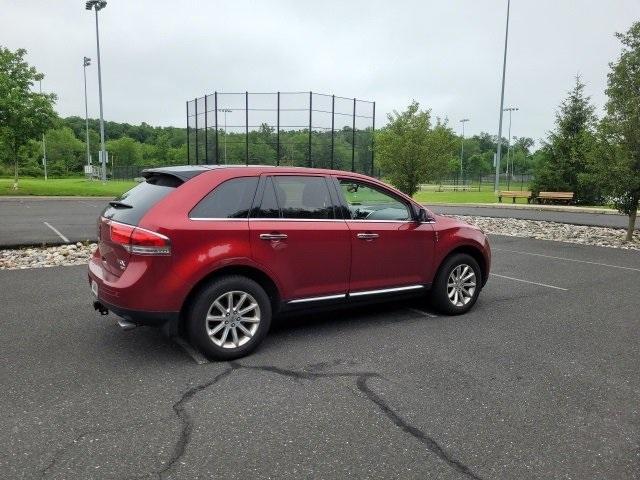used 2013 Lincoln MKX car, priced at $12,000
