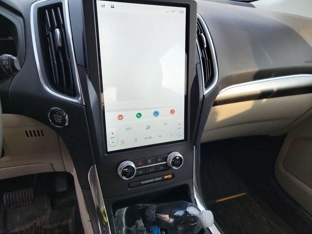 used 2024 Ford Edge car, priced at $38,300