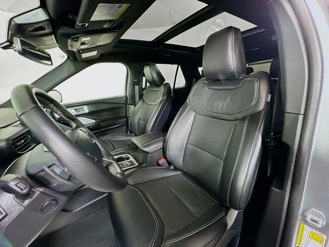 new 2024 Ford Explorer car, priced at $55,374