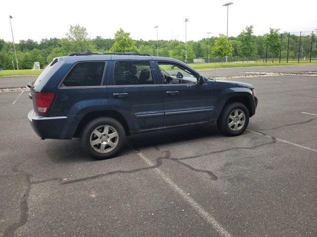 used 2009 Jeep Grand Cherokee car, priced at $7,500