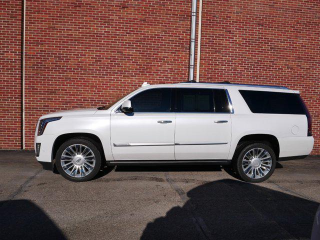 used 2020 Cadillac Escalade ESV car, priced at $43,995