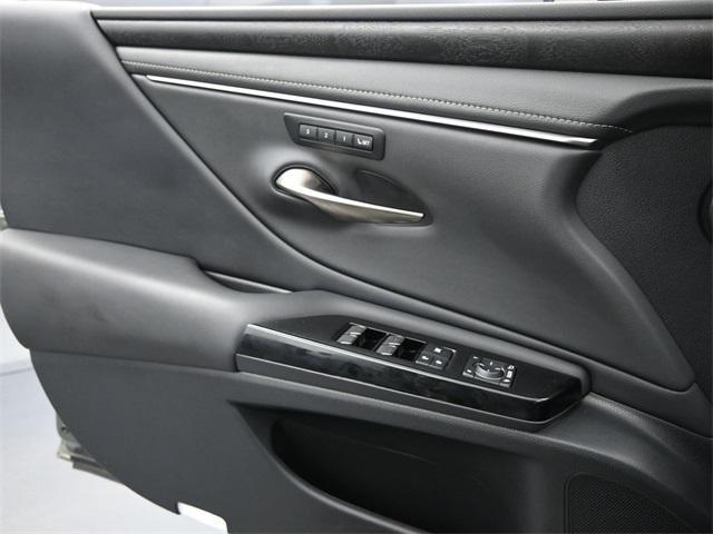 used 2016 Honda CR-V car, priced at $15,998