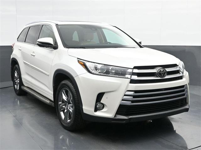 used 2018 Toyota Highlander car, priced at $24,598