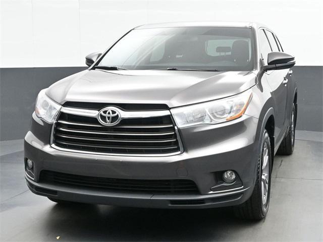 used 2015 Toyota Highlander car, priced at $16,998