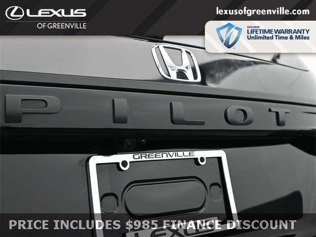 used 2025 Honda Pilot car, priced at $39,998