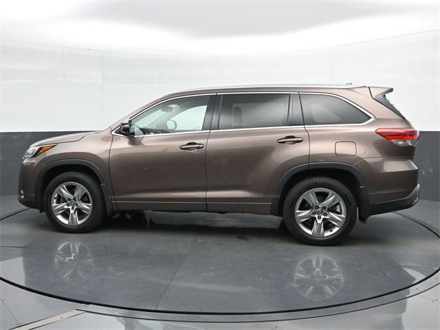 used 2017 Toyota Highlander car, priced at $21,598