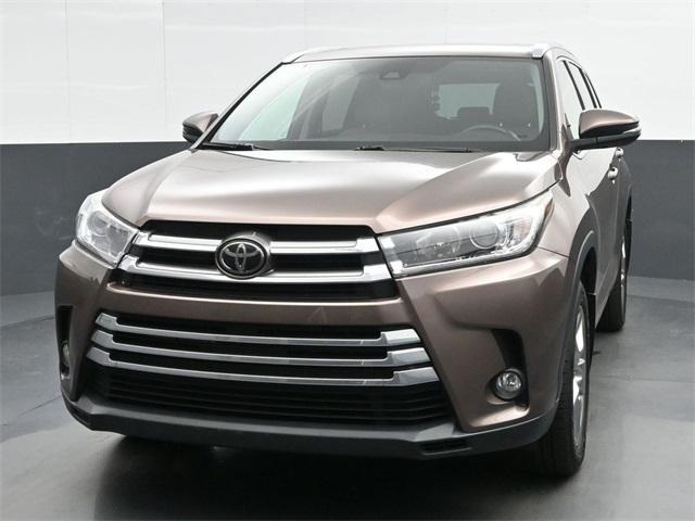 used 2017 Toyota Highlander car, priced at $21,598