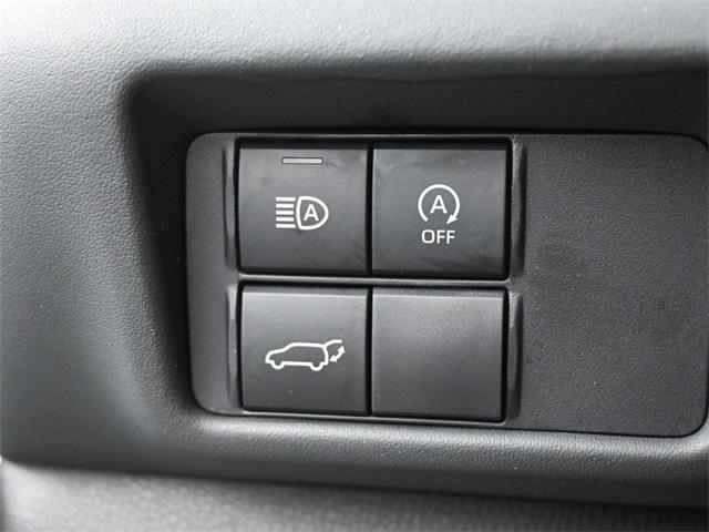 used 2024 Toyota Highlander car, priced at $40,998